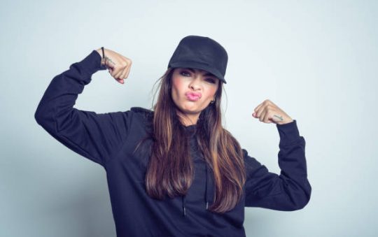 Comment choisir une casquette pour Femme à porter en hiver ?