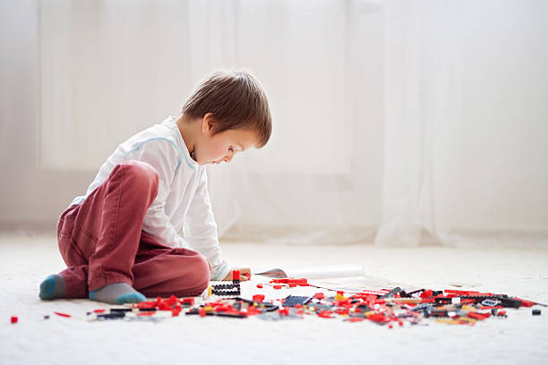 POP-LA : un jeu incontournable pour aider les enfants à développer leur motricité fine