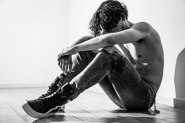 Exploration urbaine : les secrets des hommes à la mode