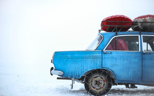 Pneus hiver ou 4 saisons : Le choix idéal pour chaque conducteur