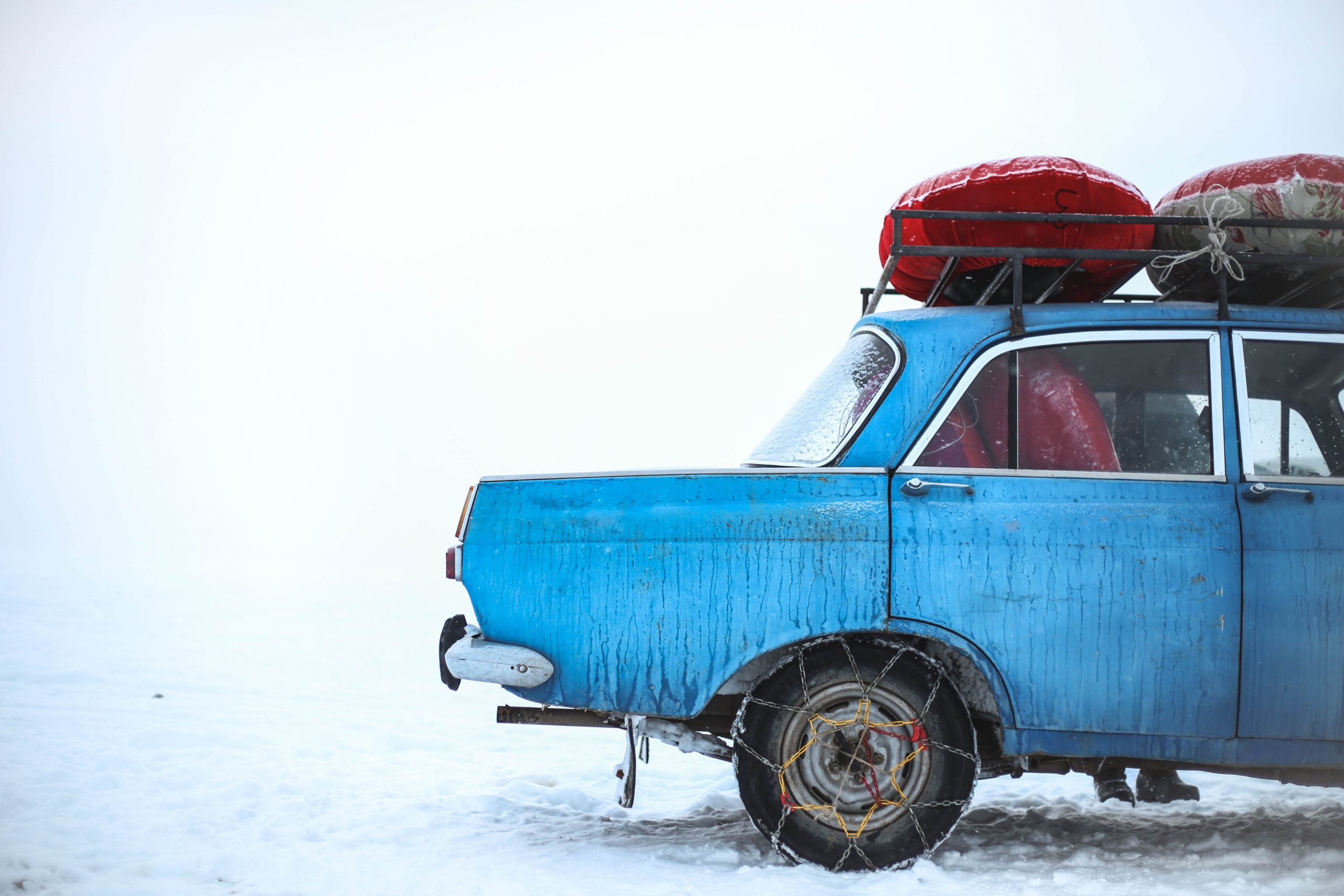 Pneus hiver ou 4 saisons : Le choix idéal pour chaque conducteur
